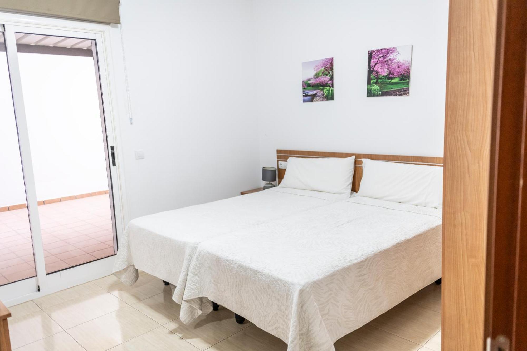 Yesenia Vv Airport Appartement El Matorral Buitenkant foto